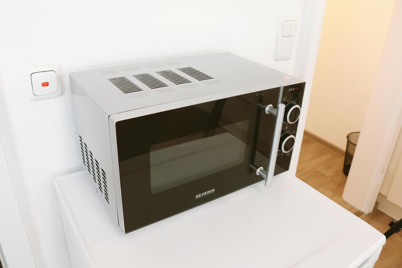 Helles Apartment Fuer 1-2 Pers. Mit Parkplatz Und Wifi Kraiburg am Inn Esterno foto